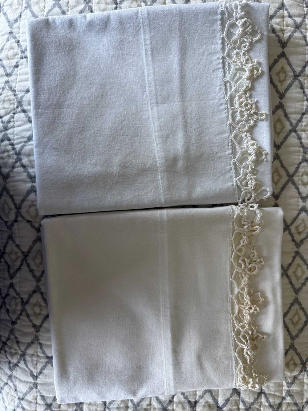 Vintage White Decorative Pillowcases with Lace Trim - Set of 2